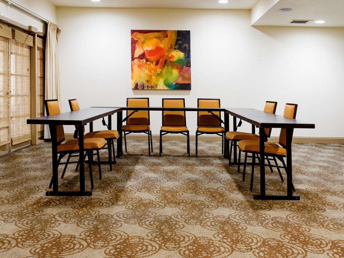 Comfort Suites Baton Rouge South I-10 Ngoại thất bức ảnh